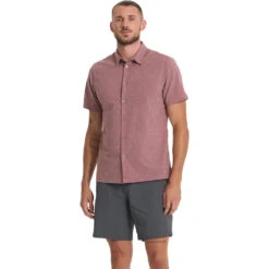 Vuori Men's Short Sleeve Bridge Button-Down 7 Vuori Men's Short Sleeve Bridge Button-Down -Patagonia Clothing Shop LIGHTTERRACOTTA