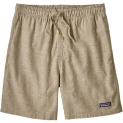 Patagonia Men's Baggies Naturals -Patagonia Clothing Shop WBS19 58056 CYMK cd4af88a a79d 4956 a8e3 01cc48c00139